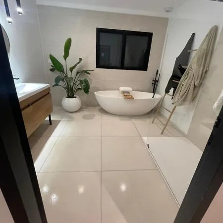 Magnifique Avec Jaccuzi Wimille
